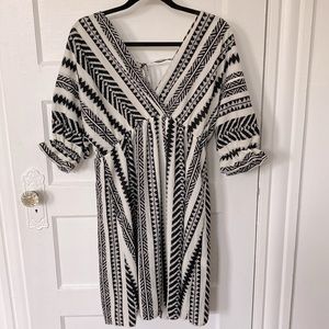 Women’s black/white patterned midi summer dress, size S